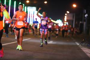 BIB: 1225, 22834
                            <button type="button" onclick="openModal(13758431)" class="btn btn-primary btn-sm float-right btn-popup" data-toggle="modal" data-target=".modal-high-quality">
                        <i class="fas fa-shopping-cart"></i> Add to Cart
                    </button>
                                            <button type="button" onclick="isThisMe(13758431, true)" class="btn btn-success btn-sm float-right btn-popup btn-isme hidden" data-toggle="tooltip" data-placement="bottom" title="นี่คือรูปของคุณใช่ไหม คลิกที่นี่เพื่อเอาเข้าอัลบั้ม">
                        <i class="fas fa-plus"></i> Add to album
                    </button>
                    <button type="button" onclick="isThisMe(13758431, false)" class="btn btn-warning btn-sm float-right btn-popup btn-isnotme hidden">
                        <i class="fas fa-ban"></i> Remove from album
                    </button>