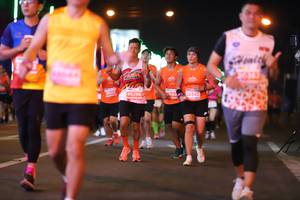 BIB: 95296
                            <button type="button" onclick="openModal(13798577)" class="btn btn-primary btn-sm float-right btn-popup" data-toggle="modal" data-target=".modal-high-quality">
                        <i class="fas fa-shopping-cart"></i> Add to Cart
                    </button>
                                            <button type="button" onclick="isThisMe(13798577, true)" class="btn btn-success btn-sm float-right btn-popup btn-isme hidden" data-toggle="tooltip" data-placement="bottom" title="นี่คือรูปของคุณใช่ไหม คลิกที่นี่เพื่อเอาเข้าอัลบั้ม">
                        <i class="fas fa-plus"></i> Add to album
                    </button>
                    <button type="button" onclick="isThisMe(13798577, false)" class="btn btn-warning btn-sm float-right btn-popup btn-isnotme hidden">
                        <i class="fas fa-ban"></i> Remove from album
                    </button>