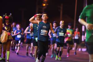 BIB: 45606, 1401
                            <button type="button" onclick="openModal(14981454)" class="btn btn-primary btn-sm float-right btn-popup" data-toggle="modal" data-target=".modal-high-quality">
                        <i class="fas fa-shopping-cart"></i> Add to Cart
                    </button>
                                            <button type="button" onclick="isThisMe(14981454, true)" class="btn btn-success btn-sm float-right btn-popup btn-isme hidden" data-toggle="tooltip" data-placement="bottom" title="นี่คือรูปของคุณใช่ไหม คลิกที่นี่เพื่อเอาเข้าอัลบั้ม">
                        <i class="fas fa-plus"></i> Add to album
                    </button>
                    <button type="button" onclick="isThisMe(14981454, false)" class="btn btn-warning btn-sm float-right btn-popup btn-isnotme hidden">
                        <i class="fas fa-ban"></i> Remove from album
                    </button>