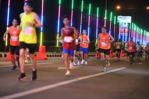 BIB: 
                            <button type="button" onclick="openModal(13743632)" class="btn btn-primary btn-sm float-right btn-popup" data-toggle="modal" data-target=".modal-high-quality">
                        <i class="fas fa-shopping-cart"></i> Add to Cart
                    </button>
                                            <button type="button" onclick="isThisMe(13743632, true)" class="btn btn-success btn-sm float-right btn-popup btn-isme hidden" data-toggle="tooltip" data-placement="bottom" title="นี่คือรูปของคุณใช่ไหม คลิกที่นี่เพื่อเอาเข้าอัลบั้ม">
                        <i class="fas fa-plus"></i> Add to album
                    </button>
                    <button type="button" onclick="isThisMe(13743632, false)" class="btn btn-warning btn-sm float-right btn-popup btn-isnotme hidden">
                        <i class="fas fa-ban"></i> Remove from album
                    </button>