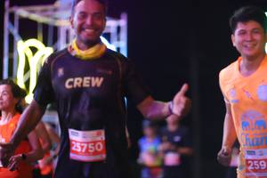 BIB: 25750, 259
                            <button type="button" onclick="openModal(13761197)" class="btn btn-primary btn-sm float-right btn-popup" data-toggle="modal" data-target=".modal-high-quality">
                        <i class="fas fa-shopping-cart"></i> Add to Cart
                    </button>
                                            <button type="button" onclick="isThisMe(13761197, true)" class="btn btn-success btn-sm float-right btn-popup btn-isme hidden" data-toggle="tooltip" data-placement="bottom" title="นี่คือรูปของคุณใช่ไหม คลิกที่นี่เพื่อเอาเข้าอัลบั้ม">
                        <i class="fas fa-plus"></i> Add to album
                    </button>
                    <button type="button" onclick="isThisMe(13761197, false)" class="btn btn-warning btn-sm float-right btn-popup btn-isnotme hidden">
                        <i class="fas fa-ban"></i> Remove from album
                    </button>