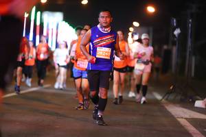 BIB: 26240, 0421
                            <button type="button" onclick="openModal(13752930)" class="btn btn-primary btn-sm float-right btn-popup" data-toggle="modal" data-target=".modal-high-quality">
                        <i class="fas fa-shopping-cart"></i> Add to Cart
                    </button>
                                            <button type="button" onclick="isThisMe(13752930, true)" class="btn btn-success btn-sm float-right btn-popup btn-isme hidden" data-toggle="tooltip" data-placement="bottom" title="นี่คือรูปของคุณใช่ไหม คลิกที่นี่เพื่อเอาเข้าอัลบั้ม">
                        <i class="fas fa-plus"></i> Add to album
                    </button>
                    <button type="button" onclick="isThisMe(13752930, false)" class="btn btn-warning btn-sm float-right btn-popup btn-isnotme hidden">
                        <i class="fas fa-ban"></i> Remove from album
                    </button>