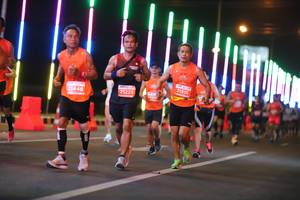 BIB: 21916, 1448, 21223
                            <button type="button" onclick="openModal(13784458)" class="btn btn-primary btn-sm float-right btn-popup" data-toggle="modal" data-target=".modal-high-quality">
                        <i class="fas fa-shopping-cart"></i> Add to Cart
                    </button>
                                            <button type="button" onclick="isThisMe(13784458, true)" class="btn btn-success btn-sm float-right btn-popup btn-isme hidden" data-toggle="tooltip" data-placement="bottom" title="นี่คือรูปของคุณใช่ไหม คลิกที่นี่เพื่อเอาเข้าอัลบั้ม">
                        <i class="fas fa-plus"></i> Add to album
                    </button>
                    <button type="button" onclick="isThisMe(13784458, false)" class="btn btn-warning btn-sm float-right btn-popup btn-isnotme hidden">
                        <i class="fas fa-ban"></i> Remove from album
                    </button>