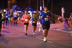 BIB: 427, 40300
                            <button type="button" onclick="openModal(14806566)" class="btn btn-primary btn-sm float-right btn-popup" data-toggle="modal" data-target=".modal-high-quality">
                        <i class="fas fa-shopping-cart"></i> Add to Cart
                    </button>
                                            <button type="button" onclick="isThisMe(14806566, true)" class="btn btn-success btn-sm float-right btn-popup btn-isme hidden" data-toggle="tooltip" data-placement="bottom" title="นี่คือรูปของคุณใช่ไหม คลิกที่นี่เพื่อเอาเข้าอัลบั้ม">
                        <i class="fas fa-plus"></i> Add to album
                    </button>
                    <button type="button" onclick="isThisMe(14806566, false)" class="btn btn-warning btn-sm float-right btn-popup btn-isnotme hidden">
                        <i class="fas fa-ban"></i> Remove from album
                    </button>