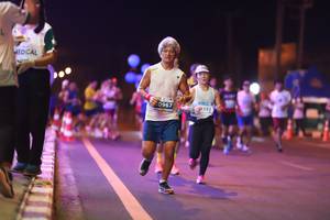 BIB: 0967, 393
                            <button type="button" onclick="openModal(14262133)" class="btn btn-primary btn-sm float-right btn-popup" data-toggle="modal" data-target=".modal-high-quality">
                        <i class="fas fa-shopping-cart"></i> Add to Cart
                    </button>
                                            <button type="button" onclick="isThisMe(14262133, true)" class="btn btn-success btn-sm float-right btn-popup btn-isme hidden" data-toggle="tooltip" data-placement="bottom" title="นี่คือรูปของคุณใช่ไหม คลิกที่นี่เพื่อเอาเข้าอัลบั้ม">
                        <i class="fas fa-plus"></i> Add to album
                    </button>
                    <button type="button" onclick="isThisMe(14262133, false)" class="btn btn-warning btn-sm float-right btn-popup btn-isnotme hidden">
                        <i class="fas fa-ban"></i> Remove from album
                    </button>