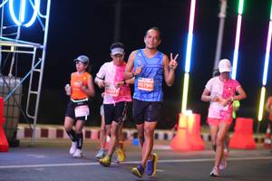 BIB: 20786
                            <button type="button" onclick="openModal(13757969)" class="btn btn-primary btn-sm float-right btn-popup" data-toggle="modal" data-target=".modal-high-quality">
                        <i class="fas fa-shopping-cart"></i> Add to Cart
                    </button>
                                            <button type="button" onclick="isThisMe(13757969, true)" class="btn btn-success btn-sm float-right btn-popup btn-isme hidden" data-toggle="tooltip" data-placement="bottom" title="นี่คือรูปของคุณใช่ไหม คลิกที่นี่เพื่อเอาเข้าอัลบั้ม">
                        <i class="fas fa-plus"></i> Add to album
                    </button>
                    <button type="button" onclick="isThisMe(13757969, false)" class="btn btn-warning btn-sm float-right btn-popup btn-isnotme hidden">
                        <i class="fas fa-ban"></i> Remove from album
                    </button>