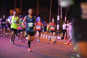 BIB: 411, 40785, 43310
                            <button type="button" onclick="openModal(15486614)" class="btn btn-primary btn-sm float-right btn-popup" data-toggle="modal" data-target=".modal-high-quality">
                        <i class="fas fa-shopping-cart"></i> Add to Cart
                    </button>
                                            <button type="button" onclick="isThisMe(15486614, true)" class="btn btn-success btn-sm float-right btn-popup btn-isme hidden" data-toggle="tooltip" data-placement="bottom" title="นี่คือรูปของคุณใช่ไหม คลิกที่นี่เพื่อเอาเข้าอัลบั้ม">
                        <i class="fas fa-plus"></i> Add to album
                    </button>
                    <button type="button" onclick="isThisMe(15486614, false)" class="btn btn-warning btn-sm float-right btn-popup btn-isnotme hidden">
                        <i class="fas fa-ban"></i> Remove from album
                    </button>