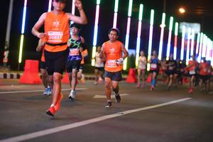 BIB: 20827, 27127, 21561
                            <button type="button" onclick="openModal(13834691)" class="btn btn-primary btn-sm float-right btn-popup" data-toggle="modal" data-target=".modal-high-quality">
                        <i class="fas fa-shopping-cart"></i> Add to Cart
                    </button>
                                            <button type="button" onclick="isThisMe(13834691, true)" class="btn btn-success btn-sm float-right btn-popup btn-isme hidden" data-toggle="tooltip" data-placement="bottom" title="นี่คือรูปของคุณใช่ไหม คลิกที่นี่เพื่อเอาเข้าอัลบั้ม">
                        <i class="fas fa-plus"></i> Add to album
                    </button>
                    <button type="button" onclick="isThisMe(13834691, false)" class="btn btn-warning btn-sm float-right btn-popup btn-isnotme hidden">
                        <i class="fas fa-ban"></i> Remove from album
                    </button>