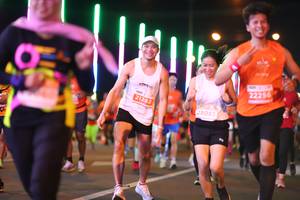 BIB: 22256, 21282, 28085
                            <button type="button" onclick="openModal(13775546)" class="btn btn-primary btn-sm float-right btn-popup" data-toggle="modal" data-target=".modal-high-quality">
                        <i class="fas fa-shopping-cart"></i> Add to Cart
                    </button>
                                            <button type="button" onclick="isThisMe(13775546, true)" class="btn btn-success btn-sm float-right btn-popup btn-isme hidden" data-toggle="tooltip" data-placement="bottom" title="นี่คือรูปของคุณใช่ไหม คลิกที่นี่เพื่อเอาเข้าอัลบั้ม">
                        <i class="fas fa-plus"></i> Add to album
                    </button>
                    <button type="button" onclick="isThisMe(13775546, false)" class="btn btn-warning btn-sm float-right btn-popup btn-isnotme hidden">
                        <i class="fas fa-ban"></i> Remove from album
                    </button>