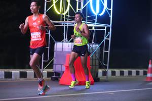 BIB: 26676, 27073
                            <button type="button" onclick="openModal(13770054)" class="btn btn-primary btn-sm float-right btn-popup" data-toggle="modal" data-target=".modal-high-quality">
                        <i class="fas fa-shopping-cart"></i> Add to Cart
                    </button>
                                            <button type="button" onclick="isThisMe(13770054, true)" class="btn btn-success btn-sm float-right btn-popup btn-isme hidden" data-toggle="tooltip" data-placement="bottom" title="นี่คือรูปของคุณใช่ไหม คลิกที่นี่เพื่อเอาเข้าอัลบั้ม">
                        <i class="fas fa-plus"></i> Add to album
                    </button>
                    <button type="button" onclick="isThisMe(13770054, false)" class="btn btn-warning btn-sm float-right btn-popup btn-isnotme hidden">
                        <i class="fas fa-ban"></i> Remove from album
                    </button>