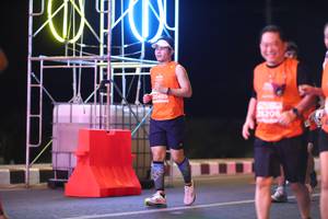 BIB: 20495
                            <button type="button" onclick="openModal(15076638)" class="btn btn-primary btn-sm float-right btn-popup" data-toggle="modal" data-target=".modal-high-quality">
                        <i class="fas fa-shopping-cart"></i> Add to Cart
                    </button>
                                            <button type="button" onclick="isThisMe(15076638, true)" class="btn btn-success btn-sm float-right btn-popup btn-isme hidden" data-toggle="tooltip" data-placement="bottom" title="นี่คือรูปของคุณใช่ไหม คลิกที่นี่เพื่อเอาเข้าอัลบั้ม">
                        <i class="fas fa-plus"></i> Add to album
                    </button>
                    <button type="button" onclick="isThisMe(15076638, false)" class="btn btn-warning btn-sm float-right btn-popup btn-isnotme hidden">
                        <i class="fas fa-ban"></i> Remove from album
                    </button>