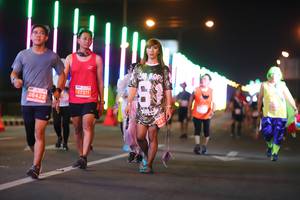 BIB: 26422, 27311, 267
                            <button type="button" onclick="openModal(13761308)" class="btn btn-primary btn-sm float-right btn-popup" data-toggle="modal" data-target=".modal-high-quality">
                        <i class="fas fa-shopping-cart"></i> Add to Cart
                    </button>
                                            <button type="button" onclick="isThisMe(13761308, true)" class="btn btn-success btn-sm float-right btn-popup btn-isme hidden" data-toggle="tooltip" data-placement="bottom" title="นี่คือรูปของคุณใช่ไหม คลิกที่นี่เพื่อเอาเข้าอัลบั้ม">
                        <i class="fas fa-plus"></i> Add to album
                    </button>
                    <button type="button" onclick="isThisMe(13761308, false)" class="btn btn-warning btn-sm float-right btn-popup btn-isnotme hidden">
                        <i class="fas fa-ban"></i> Remove from album
                    </button>
