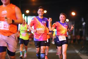 BIB: 345, 74220, 74222
                            <button type="button" onclick="openModal(13770952)" class="btn btn-primary btn-sm float-right btn-popup" data-toggle="modal" data-target=".modal-high-quality">
                        <i class="fas fa-shopping-cart"></i> Add to Cart
                    </button>
                                            <button type="button" onclick="isThisMe(13770952, true)" class="btn btn-success btn-sm float-right btn-popup btn-isme hidden" data-toggle="tooltip" data-placement="bottom" title="นี่คือรูปของคุณใช่ไหม คลิกที่นี่เพื่อเอาเข้าอัลบั้ม">
                        <i class="fas fa-plus"></i> Add to album
                    </button>
                    <button type="button" onclick="isThisMe(13770952, false)" class="btn btn-warning btn-sm float-right btn-popup btn-isnotme hidden">
                        <i class="fas fa-ban"></i> Remove from album
                    </button>