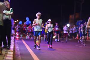 BIB: 40967
                            <button type="button" onclick="openModal(14259376)" class="btn btn-primary btn-sm float-right btn-popup" data-toggle="modal" data-target=".modal-high-quality">
                        <i class="fas fa-shopping-cart"></i> Add to Cart
                    </button>
                                            <button type="button" onclick="isThisMe(14259376, true)" class="btn btn-success btn-sm float-right btn-popup btn-isme hidden" data-toggle="tooltip" data-placement="bottom" title="นี่คือรูปของคุณใช่ไหม คลิกที่นี่เพื่อเอาเข้าอัลบั้ม">
                        <i class="fas fa-plus"></i> Add to album
                    </button>
                    <button type="button" onclick="isThisMe(14259376, false)" class="btn btn-warning btn-sm float-right btn-popup btn-isnotme hidden">
                        <i class="fas fa-ban"></i> Remove from album
                    </button>