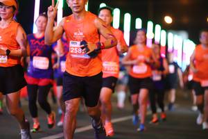 BIB: 258
                            <button type="button" onclick="openModal(13779874)" class="btn btn-primary btn-sm float-right btn-popup" data-toggle="modal" data-target=".modal-high-quality">
                        <i class="fas fa-shopping-cart"></i> Add to Cart
                    </button>
                                            <button type="button" onclick="isThisMe(13779874, true)" class="btn btn-success btn-sm float-right btn-popup btn-isme hidden" data-toggle="tooltip" data-placement="bottom" title="นี่คือรูปของคุณใช่ไหม คลิกที่นี่เพื่อเอาเข้าอัลบั้ม">
                        <i class="fas fa-plus"></i> Add to album
                    </button>
                    <button type="button" onclick="isThisMe(13779874, false)" class="btn btn-warning btn-sm float-right btn-popup btn-isnotme hidden">
                        <i class="fas fa-ban"></i> Remove from album
                    </button>