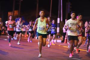 BIB: 40101, 40083, 4179
                            <button type="button" onclick="openModal(15486653)" class="btn btn-primary btn-sm float-right btn-popup" data-toggle="modal" data-target=".modal-high-quality">
                        <i class="fas fa-shopping-cart"></i> Add to Cart
                    </button>
                                            <button type="button" onclick="isThisMe(15486653, true)" class="btn btn-success btn-sm float-right btn-popup btn-isme hidden" data-toggle="tooltip" data-placement="bottom" title="นี่คือรูปของคุณใช่ไหม คลิกที่นี่เพื่อเอาเข้าอัลบั้ม">
                        <i class="fas fa-plus"></i> Add to album
                    </button>
                    <button type="button" onclick="isThisMe(15486653, false)" class="btn btn-warning btn-sm float-right btn-popup btn-isnotme hidden">
                        <i class="fas fa-ban"></i> Remove from album
                    </button>