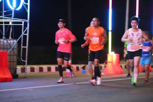 BIB: 22043
                            <button type="button" onclick="openModal(13753760)" class="btn btn-primary btn-sm float-right btn-popup" data-toggle="modal" data-target=".modal-high-quality">
                        <i class="fas fa-shopping-cart"></i> Add to Cart
                    </button>
                                            <button type="button" onclick="isThisMe(13753760, true)" class="btn btn-success btn-sm float-right btn-popup btn-isme hidden" data-toggle="tooltip" data-placement="bottom" title="นี่คือรูปของคุณใช่ไหม คลิกที่นี่เพื่อเอาเข้าอัลบั้ม">
                        <i class="fas fa-plus"></i> Add to album
                    </button>
                    <button type="button" onclick="isThisMe(13753760, false)" class="btn btn-warning btn-sm float-right btn-popup btn-isnotme hidden">
                        <i class="fas fa-ban"></i> Remove from album
                    </button>