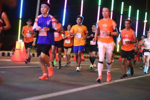 BIB: 604
                            <button type="button" onclick="openModal(13765399)" class="btn btn-primary btn-sm float-right btn-popup" data-toggle="modal" data-target=".modal-high-quality">
                        <i class="fas fa-shopping-cart"></i> Add to Cart
                    </button>
                                            <button type="button" onclick="isThisMe(13765399, true)" class="btn btn-success btn-sm float-right btn-popup btn-isme hidden" data-toggle="tooltip" data-placement="bottom" title="นี่คือรูปของคุณใช่ไหม คลิกที่นี่เพื่อเอาเข้าอัลบั้ม">
                        <i class="fas fa-plus"></i> Add to album
                    </button>
                    <button type="button" onclick="isThisMe(13765399, false)" class="btn btn-warning btn-sm float-right btn-popup btn-isnotme hidden">
                        <i class="fas fa-ban"></i> Remove from album
                    </button>