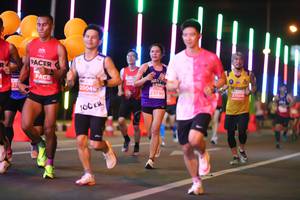 BIB: 20040, 27506, 23990, 100
                            <button type="button" onclick="openModal(13835474)" class="btn btn-primary btn-sm float-right btn-popup" data-toggle="modal" data-target=".modal-high-quality">
                        <i class="fas fa-shopping-cart"></i> Add to Cart
                    </button>
                                            <button type="button" onclick="isThisMe(13835474, true)" class="btn btn-success btn-sm float-right btn-popup btn-isme hidden" data-toggle="tooltip" data-placement="bottom" title="นี่คือรูปของคุณใช่ไหม คลิกที่นี่เพื่อเอาเข้าอัลบั้ม">
                        <i class="fas fa-plus"></i> Add to album
                    </button>
                    <button type="button" onclick="isThisMe(13835474, false)" class="btn btn-warning btn-sm float-right btn-popup btn-isnotme hidden">
                        <i class="fas fa-ban"></i> Remove from album
                    </button>