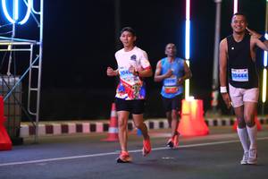 BIB: 104, 10444
                            <button type="button" onclick="openModal(13761091)" class="btn btn-primary btn-sm float-right btn-popup" data-toggle="modal" data-target=".modal-high-quality">
                        <i class="fas fa-shopping-cart"></i> Add to Cart
                    </button>
                                            <button type="button" onclick="isThisMe(13761091, true)" class="btn btn-success btn-sm float-right btn-popup btn-isme hidden" data-toggle="tooltip" data-placement="bottom" title="นี่คือรูปของคุณใช่ไหม คลิกที่นี่เพื่อเอาเข้าอัลบั้ม">
                        <i class="fas fa-plus"></i> Add to album
                    </button>
                    <button type="button" onclick="isThisMe(13761091, false)" class="btn btn-warning btn-sm float-right btn-popup btn-isnotme hidden">
                        <i class="fas fa-ban"></i> Remove from album
                    </button>
