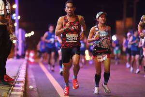 BIB: 42548, 42750
                            <button type="button" onclick="openModal(14912084)" class="btn btn-primary btn-sm float-right btn-popup" data-toggle="modal" data-target=".modal-high-quality">
                        <i class="fas fa-shopping-cart"></i> Add to Cart
                    </button>
                                            <button type="button" onclick="isThisMe(14912084, true)" class="btn btn-success btn-sm float-right btn-popup btn-isme hidden" data-toggle="tooltip" data-placement="bottom" title="นี่คือรูปของคุณใช่ไหม คลิกที่นี่เพื่อเอาเข้าอัลบั้ม">
                        <i class="fas fa-plus"></i> Add to album
                    </button>
                    <button type="button" onclick="isThisMe(14912084, false)" class="btn btn-warning btn-sm float-right btn-popup btn-isnotme hidden">
                        <i class="fas fa-ban"></i> Remove from album
                    </button>