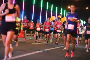 BIB: 2576
                            <button type="button" onclick="openModal(13806725)" class="btn btn-primary btn-sm float-right btn-popup" data-toggle="modal" data-target=".modal-high-quality">
                        <i class="fas fa-shopping-cart"></i> Add to Cart
                    </button>
                                            <button type="button" onclick="isThisMe(13806725, true)" class="btn btn-success btn-sm float-right btn-popup btn-isme hidden" data-toggle="tooltip" data-placement="bottom" title="นี่คือรูปของคุณใช่ไหม คลิกที่นี่เพื่อเอาเข้าอัลบั้ม">
                        <i class="fas fa-plus"></i> Add to album
                    </button>
                    <button type="button" onclick="isThisMe(13806725, false)" class="btn btn-warning btn-sm float-right btn-popup btn-isnotme hidden">
                        <i class="fas fa-ban"></i> Remove from album
                    </button>