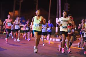 BIB: 40101, 40083, 1791
                            <button type="button" onclick="openModal(15486654)" class="btn btn-primary btn-sm float-right btn-popup" data-toggle="modal" data-target=".modal-high-quality">
                        <i class="fas fa-shopping-cart"></i> Add to Cart
                    </button>
                                            <button type="button" onclick="isThisMe(15486654, true)" class="btn btn-success btn-sm float-right btn-popup btn-isme hidden" data-toggle="tooltip" data-placement="bottom" title="นี่คือรูปของคุณใช่ไหม คลิกที่นี่เพื่อเอาเข้าอัลบั้ม">
                        <i class="fas fa-plus"></i> Add to album
                    </button>
                    <button type="button" onclick="isThisMe(15486654, false)" class="btn btn-warning btn-sm float-right btn-popup btn-isnotme hidden">
                        <i class="fas fa-ban"></i> Remove from album
                    </button>