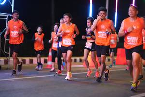 BIB: 27519, 20951, 21187, 29705, 2504
                            <button type="button" onclick="openModal(13793030)" class="btn btn-primary btn-sm float-right btn-popup" data-toggle="modal" data-target=".modal-high-quality">
                        <i class="fas fa-shopping-cart"></i> Add to Cart
                    </button>
                                            <button type="button" onclick="isThisMe(13793030, true)" class="btn btn-success btn-sm float-right btn-popup btn-isme hidden" data-toggle="tooltip" data-placement="bottom" title="นี่คือรูปของคุณใช่ไหม คลิกที่นี่เพื่อเอาเข้าอัลบั้ม">
                        <i class="fas fa-plus"></i> Add to album
                    </button>
                    <button type="button" onclick="isThisMe(13793030, false)" class="btn btn-warning btn-sm float-right btn-popup btn-isnotme hidden">
                        <i class="fas fa-ban"></i> Remove from album
                    </button>