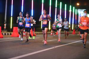 BIB: 20291, 26718, 20292
                            <button type="button" onclick="openModal(15476525)" class="btn btn-primary btn-sm float-right btn-popup" data-toggle="modal" data-target=".modal-high-quality">
                        <i class="fas fa-shopping-cart"></i> Add to Cart
                    </button>
                                            <button type="button" onclick="isThisMe(15476525, true)" class="btn btn-success btn-sm float-right btn-popup btn-isme hidden" data-toggle="tooltip" data-placement="bottom" title="นี่คือรูปของคุณใช่ไหม คลิกที่นี่เพื่อเอาเข้าอัลบั้ม">
                        <i class="fas fa-plus"></i> Add to album
                    </button>
                    <button type="button" onclick="isThisMe(15476525, false)" class="btn btn-warning btn-sm float-right btn-popup btn-isnotme hidden">
                        <i class="fas fa-ban"></i> Remove from album
                    </button>