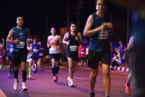 BIB: 46459, 40950, 0025
                            <button type="button" onclick="openModal(14581337)" class="btn btn-primary btn-sm float-right btn-popup" data-toggle="modal" data-target=".modal-high-quality">
                        <i class="fas fa-shopping-cart"></i> Add to Cart
                    </button>
                                            <button type="button" onclick="isThisMe(14581337, true)" class="btn btn-success btn-sm float-right btn-popup btn-isme hidden" data-toggle="tooltip" data-placement="bottom" title="นี่คือรูปของคุณใช่ไหม คลิกที่นี่เพื่อเอาเข้าอัลบั้ม">
                        <i class="fas fa-plus"></i> Add to album
                    </button>
                    <button type="button" onclick="isThisMe(14581337, false)" class="btn btn-warning btn-sm float-right btn-popup btn-isnotme hidden">
                        <i class="fas fa-ban"></i> Remove from album
                    </button>