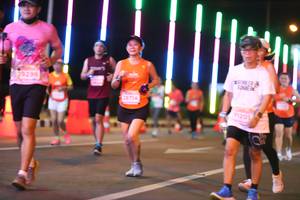 BIB: 29296, 71201
                            <button type="button" onclick="openModal(13757525)" class="btn btn-primary btn-sm float-right btn-popup" data-toggle="modal" data-target=".modal-high-quality">
                        <i class="fas fa-shopping-cart"></i> Add to Cart
                    </button>
                                            <button type="button" onclick="isThisMe(13757525, true)" class="btn btn-success btn-sm float-right btn-popup btn-isme hidden" data-toggle="tooltip" data-placement="bottom" title="นี่คือรูปของคุณใช่ไหม คลิกที่นี่เพื่อเอาเข้าอัลบั้ม">
                        <i class="fas fa-plus"></i> Add to album
                    </button>
                    <button type="button" onclick="isThisMe(13757525, false)" class="btn btn-warning btn-sm float-right btn-popup btn-isnotme hidden">
                        <i class="fas fa-ban"></i> Remove from album
                    </button>