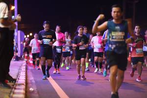 BIB: 41021, 95085
                            <button type="button" onclick="openModal(14948587)" class="btn btn-primary btn-sm float-right btn-popup" data-toggle="modal" data-target=".modal-high-quality">
                        <i class="fas fa-shopping-cart"></i> Add to Cart
                    </button>
                                            <button type="button" onclick="isThisMe(14948587, true)" class="btn btn-success btn-sm float-right btn-popup btn-isme hidden" data-toggle="tooltip" data-placement="bottom" title="นี่คือรูปของคุณใช่ไหม คลิกที่นี่เพื่อเอาเข้าอัลบั้ม">
                        <i class="fas fa-plus"></i> Add to album
                    </button>
                    <button type="button" onclick="isThisMe(14948587, false)" class="btn btn-warning btn-sm float-right btn-popup btn-isnotme hidden">
                        <i class="fas fa-ban"></i> Remove from album
                    </button>