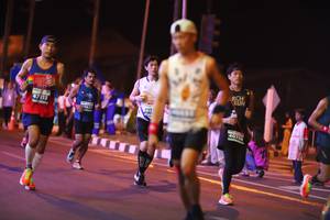 BIB: 4713, 4075
                            <button type="button" onclick="openModal(15487891)" class="btn btn-primary btn-sm float-right btn-popup" data-toggle="modal" data-target=".modal-high-quality">
                        <i class="fas fa-shopping-cart"></i> Add to Cart
                    </button>
                                            <button type="button" onclick="isThisMe(15487891, true)" class="btn btn-success btn-sm float-right btn-popup btn-isme hidden" data-toggle="tooltip" data-placement="bottom" title="นี่คือรูปของคุณใช่ไหม คลิกที่นี่เพื่อเอาเข้าอัลบั้ม">
                        <i class="fas fa-plus"></i> Add to album
                    </button>
                    <button type="button" onclick="isThisMe(15487891, false)" class="btn btn-warning btn-sm float-right btn-popup btn-isnotme hidden">
                        <i class="fas fa-ban"></i> Remove from album
                    </button>