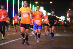 BIB: 261, 28185, 26795, 21164
                            <button type="button" onclick="openModal(13834562)" class="btn btn-primary btn-sm float-right btn-popup" data-toggle="modal" data-target=".modal-high-quality">
                        <i class="fas fa-shopping-cart"></i> Add to Cart
                    </button>
                                            <button type="button" onclick="isThisMe(13834562, true)" class="btn btn-success btn-sm float-right btn-popup btn-isme hidden" data-toggle="tooltip" data-placement="bottom" title="นี่คือรูปของคุณใช่ไหม คลิกที่นี่เพื่อเอาเข้าอัลบั้ม">
                        <i class="fas fa-plus"></i> Add to album
                    </button>
                    <button type="button" onclick="isThisMe(13834562, false)" class="btn btn-warning btn-sm float-right btn-popup btn-isnotme hidden">
                        <i class="fas fa-ban"></i> Remove from album
                    </button>