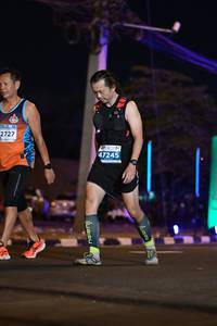 BIB: 41224
                            <button type="button" onclick="openModal(13815577)" class="btn btn-primary btn-sm float-right btn-popup" data-toggle="modal" data-target=".modal-high-quality">
                        <i class="fas fa-shopping-cart"></i> Add to Cart
                    </button>
                                            <button type="button" onclick="isThisMe(13815577, true)" class="btn btn-success btn-sm float-right btn-popup btn-isme hidden" data-toggle="tooltip" data-placement="bottom" title="นี่คือรูปของคุณใช่ไหม คลิกที่นี่เพื่อเอาเข้าอัลบั้ม">
                        <i class="fas fa-plus"></i> Add to album
                    </button>
                    <button type="button" onclick="isThisMe(13815577, false)" class="btn btn-warning btn-sm float-right btn-popup btn-isnotme hidden">
                        <i class="fas fa-ban"></i> Remove from album
                    </button>