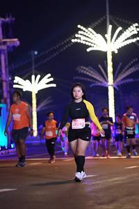 BIB: 0000, 29242
                            <button type="button" onclick="openModal(13999688)" class="btn btn-primary btn-sm float-right btn-popup" data-toggle="modal" data-target=".modal-high-quality">
                        <i class="fas fa-shopping-cart"></i> Add to Cart
                    </button>
                                            <button type="button" onclick="isThisMe(13999688, true)" class="btn btn-success btn-sm float-right btn-popup btn-isme hidden" data-toggle="tooltip" data-placement="bottom" title="นี่คือรูปของคุณใช่ไหม คลิกที่นี่เพื่อเอาเข้าอัลบั้ม">
                        <i class="fas fa-plus"></i> Add to album
                    </button>
                    <button type="button" onclick="isThisMe(13999688, false)" class="btn btn-warning btn-sm float-right btn-popup btn-isnotme hidden">
                        <i class="fas fa-ban"></i> Remove from album
                    </button>