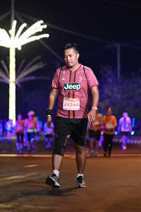 BIB: 24244
                            <button type="button" onclick="openModal(13990291)" class="btn btn-primary btn-sm float-right btn-popup" data-toggle="modal" data-target=".modal-high-quality">
                        <i class="fas fa-shopping-cart"></i> Add to Cart
                    </button>
                                            <button type="button" onclick="isThisMe(13990291, true)" class="btn btn-success btn-sm float-right btn-popup btn-isme hidden" data-toggle="tooltip" data-placement="bottom" title="นี่คือรูปของคุณใช่ไหม คลิกที่นี่เพื่อเอาเข้าอัลบั้ม">
                        <i class="fas fa-plus"></i> Add to album
                    </button>
                    <button type="button" onclick="isThisMe(13990291, false)" class="btn btn-warning btn-sm float-right btn-popup btn-isnotme hidden">
                        <i class="fas fa-ban"></i> Remove from album
                    </button>