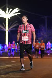 BIB: 24244
                            <button type="button" onclick="openModal(13990288)" class="btn btn-primary btn-sm float-right btn-popup" data-toggle="modal" data-target=".modal-high-quality">
                        <i class="fas fa-shopping-cart"></i> Add to Cart
                    </button>
                                            <button type="button" onclick="isThisMe(13990288, true)" class="btn btn-success btn-sm float-right btn-popup btn-isme hidden" data-toggle="tooltip" data-placement="bottom" title="นี่คือรูปของคุณใช่ไหม คลิกที่นี่เพื่อเอาเข้าอัลบั้ม">
                        <i class="fas fa-plus"></i> Add to album
                    </button>
                    <button type="button" onclick="isThisMe(13990288, false)" class="btn btn-warning btn-sm float-right btn-popup btn-isnotme hidden">
                        <i class="fas fa-ban"></i> Remove from album
                    </button>