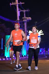 BIB: 29847
                            <button type="button" onclick="openModal(14006896)" class="btn btn-primary btn-sm float-right btn-popup" data-toggle="modal" data-target=".modal-high-quality">
                        <i class="fas fa-shopping-cart"></i> Add to Cart
                    </button>
                                            <button type="button" onclick="isThisMe(14006896, true)" class="btn btn-success btn-sm float-right btn-popup btn-isme hidden" data-toggle="tooltip" data-placement="bottom" title="นี่คือรูปของคุณใช่ไหม คลิกที่นี่เพื่อเอาเข้าอัลบั้ม">
                        <i class="fas fa-plus"></i> Add to album
                    </button>
                    <button type="button" onclick="isThisMe(14006896, false)" class="btn btn-warning btn-sm float-right btn-popup btn-isnotme hidden">
                        <i class="fas fa-ban"></i> Remove from album
                    </button>