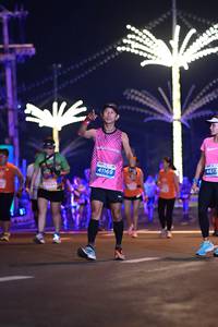 BIB: 4617, 41169
                            <button type="button" onclick="openModal(14014317)" class="btn btn-primary btn-sm float-right btn-popup" data-toggle="modal" data-target=".modal-high-quality">
                        <i class="fas fa-shopping-cart"></i> Add to Cart
                    </button>
                                            <button type="button" onclick="isThisMe(14014317, true)" class="btn btn-success btn-sm float-right btn-popup btn-isme hidden" data-toggle="tooltip" data-placement="bottom" title="นี่คือรูปของคุณใช่ไหม คลิกที่นี่เพื่อเอาเข้าอัลบั้ม">
                        <i class="fas fa-plus"></i> Add to album
                    </button>
                    <button type="button" onclick="isThisMe(14014317, false)" class="btn btn-warning btn-sm float-right btn-popup btn-isnotme hidden">
                        <i class="fas fa-ban"></i> Remove from album
                    </button>
