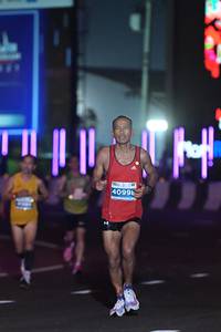 BIB: 4099
                            <button type="button" onclick="openModal(14717408)" class="btn btn-primary btn-sm float-right btn-popup" data-toggle="modal" data-target=".modal-high-quality">
                        <i class="fas fa-shopping-cart"></i> Add to Cart
                    </button>
                                            <button type="button" onclick="isThisMe(14717408, true)" class="btn btn-success btn-sm float-right btn-popup btn-isme hidden" data-toggle="tooltip" data-placement="bottom" title="นี่คือรูปของคุณใช่ไหม คลิกที่นี่เพื่อเอาเข้าอัลบั้ม">
                        <i class="fas fa-plus"></i> Add to album
                    </button>
                    <button type="button" onclick="isThisMe(14717408, false)" class="btn btn-warning btn-sm float-right btn-popup btn-isnotme hidden">
                        <i class="fas fa-ban"></i> Remove from album
                    </button>