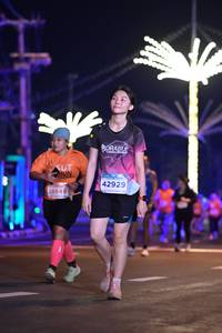 BIB: 42929, 28846
                            <button type="button" onclick="openModal(13990988)" class="btn btn-primary btn-sm float-right btn-popup" data-toggle="modal" data-target=".modal-high-quality">
                        <i class="fas fa-shopping-cart"></i> Add to Cart
                    </button>
                                            <button type="button" onclick="isThisMe(13990988, true)" class="btn btn-success btn-sm float-right btn-popup btn-isme hidden" data-toggle="tooltip" data-placement="bottom" title="นี่คือรูปของคุณใช่ไหม คลิกที่นี่เพื่อเอาเข้าอัลบั้ม">
                        <i class="fas fa-plus"></i> Add to album
                    </button>
                    <button type="button" onclick="isThisMe(13990988, false)" class="btn btn-warning btn-sm float-right btn-popup btn-isnotme hidden">
                        <i class="fas fa-ban"></i> Remove from album
                    </button>