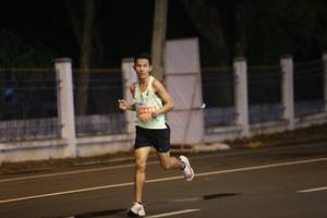 BIB: 26446
                            <button type="button" onclick="openModal(15743341)" class="btn btn-primary btn-sm float-right btn-popup" data-toggle="modal" data-target=".modal-high-quality">
                        <i class="fas fa-shopping-cart"></i> Add to Cart
                    </button>
                                            <button type="button" onclick="isThisMe(15743341, true)" class="btn btn-success btn-sm float-right btn-popup btn-isme hidden" data-toggle="tooltip" data-placement="bottom" title="นี่คือรูปของคุณใช่ไหม คลิกที่นี่เพื่อเอาเข้าอัลบั้ม">
                        <i class="fas fa-plus"></i> Add to album
                    </button>
                    <button type="button" onclick="isThisMe(15743341, false)" class="btn btn-warning btn-sm float-right btn-popup btn-isnotme hidden">
                        <i class="fas fa-ban"></i> Remove from album
                    </button>