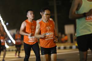 BIB: 276, 21394, 26353
                            <button type="button" onclick="openModal(15771130)" class="btn btn-primary btn-sm float-right btn-popup" data-toggle="modal" data-target=".modal-high-quality">
                        <i class="fas fa-shopping-cart"></i> Add to Cart
                    </button>
                                            <button type="button" onclick="isThisMe(15771130, true)" class="btn btn-success btn-sm float-right btn-popup btn-isme hidden" data-toggle="tooltip" data-placement="bottom" title="นี่คือรูปของคุณใช่ไหม คลิกที่นี่เพื่อเอาเข้าอัลบั้ม">
                        <i class="fas fa-plus"></i> Add to album
                    </button>
                    <button type="button" onclick="isThisMe(15771130, false)" class="btn btn-warning btn-sm float-right btn-popup btn-isnotme hidden">
                        <i class="fas fa-ban"></i> Remove from album
                    </button>