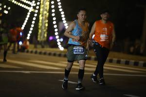 BIB: 21184, 46187
                            <button type="button" onclick="openModal(15699363)" class="btn btn-primary btn-sm float-right btn-popup" data-toggle="modal" data-target=".modal-high-quality">
                        <i class="fas fa-shopping-cart"></i> Add to Cart
                    </button>
                                            <button type="button" onclick="isThisMe(15699363, true)" class="btn btn-success btn-sm float-right btn-popup btn-isme hidden" data-toggle="tooltip" data-placement="bottom" title="นี่คือรูปของคุณใช่ไหม คลิกที่นี่เพื่อเอาเข้าอัลบั้ม">
                        <i class="fas fa-plus"></i> Add to album
                    </button>
                    <button type="button" onclick="isThisMe(15699363, false)" class="btn btn-warning btn-sm float-right btn-popup btn-isnotme hidden">
                        <i class="fas fa-ban"></i> Remove from album
                    </button>