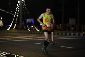 BIB: 26922
                            <button type="button" onclick="openModal(15537037)" class="btn btn-primary btn-sm float-right btn-popup" data-toggle="modal" data-target=".modal-high-quality">
                        <i class="fas fa-shopping-cart"></i> Add to Cart
                    </button>
                                            <button type="button" onclick="isThisMe(15537037, true)" class="btn btn-success btn-sm float-right btn-popup btn-isme hidden" data-toggle="tooltip" data-placement="bottom" title="นี่คือรูปของคุณใช่ไหม คลิกที่นี่เพื่อเอาเข้าอัลบั้ม">
                        <i class="fas fa-plus"></i> Add to album
                    </button>
                    <button type="button" onclick="isThisMe(15537037, false)" class="btn btn-warning btn-sm float-right btn-popup btn-isnotme hidden">
                        <i class="fas fa-ban"></i> Remove from album
                    </button>