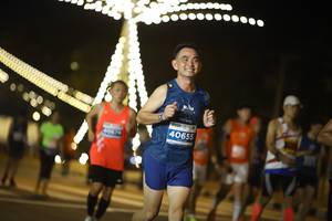 BIB: 40655
                            <button type="button" onclick="openModal(15499233)" class="btn btn-primary btn-sm float-right btn-popup" data-toggle="modal" data-target=".modal-high-quality">
                        <i class="fas fa-shopping-cart"></i> Add to Cart
                    </button>
                                            <button type="button" onclick="isThisMe(15499233, true)" class="btn btn-success btn-sm float-right btn-popup btn-isme hidden" data-toggle="tooltip" data-placement="bottom" title="นี่คือรูปของคุณใช่ไหม คลิกที่นี่เพื่อเอาเข้าอัลบั้ม">
                        <i class="fas fa-plus"></i> Add to album
                    </button>
                    <button type="button" onclick="isThisMe(15499233, false)" class="btn btn-warning btn-sm float-right btn-popup btn-isnotme hidden">
                        <i class="fas fa-ban"></i> Remove from album
                    </button>