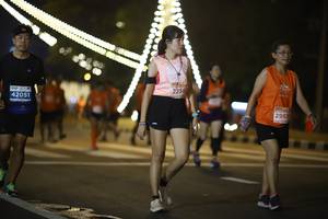 BIB: 42051, 2256, 2983
                            <button type="button" onclick="openModal(15498778)" class="btn btn-primary btn-sm float-right btn-popup" data-toggle="modal" data-target=".modal-high-quality">
                        <i class="fas fa-shopping-cart"></i> Add to Cart
                    </button>
                                            <button type="button" onclick="isThisMe(15498778, true)" class="btn btn-success btn-sm float-right btn-popup btn-isme hidden" data-toggle="tooltip" data-placement="bottom" title="นี่คือรูปของคุณใช่ไหม คลิกที่นี่เพื่อเอาเข้าอัลบั้ม">
                        <i class="fas fa-plus"></i> Add to album
                    </button>
                    <button type="button" onclick="isThisMe(15498778, false)" class="btn btn-warning btn-sm float-right btn-popup btn-isnotme hidden">
                        <i class="fas fa-ban"></i> Remove from album
                    </button>