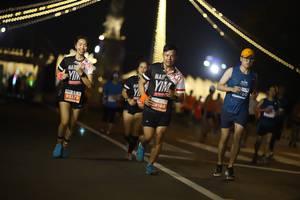 BIB: 760, 95179, 0184
                            <button type="button" onclick="openModal(15502828)" class="btn btn-primary btn-sm float-right btn-popup" data-toggle="modal" data-target=".modal-high-quality">
                        <i class="fas fa-shopping-cart"></i> Add to Cart
                    </button>
                                            <button type="button" onclick="isThisMe(15502828, true)" class="btn btn-success btn-sm float-right btn-popup btn-isme hidden" data-toggle="tooltip" data-placement="bottom" title="นี่คือรูปของคุณใช่ไหม คลิกที่นี่เพื่อเอาเข้าอัลบั้ม">
                        <i class="fas fa-plus"></i> Add to album
                    </button>
                    <button type="button" onclick="isThisMe(15502828, false)" class="btn btn-warning btn-sm float-right btn-popup btn-isnotme hidden">
                        <i class="fas fa-ban"></i> Remove from album
                    </button>