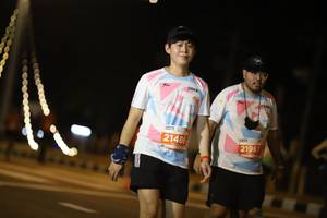 BIB: 21486, 21987
                            <button type="button" onclick="openModal(15502243)" class="btn btn-primary btn-sm float-right btn-popup" data-toggle="modal" data-target=".modal-high-quality">
                        <i class="fas fa-shopping-cart"></i> Add to Cart
                    </button>
                                            <button type="button" onclick="isThisMe(15502243, true)" class="btn btn-success btn-sm float-right btn-popup btn-isme hidden" data-toggle="tooltip" data-placement="bottom" title="นี่คือรูปของคุณใช่ไหม คลิกที่นี่เพื่อเอาเข้าอัลบั้ม">
                        <i class="fas fa-plus"></i> Add to album
                    </button>
                    <button type="button" onclick="isThisMe(15502243, false)" class="btn btn-warning btn-sm float-right btn-popup btn-isnotme hidden">
                        <i class="fas fa-ban"></i> Remove from album
                    </button>